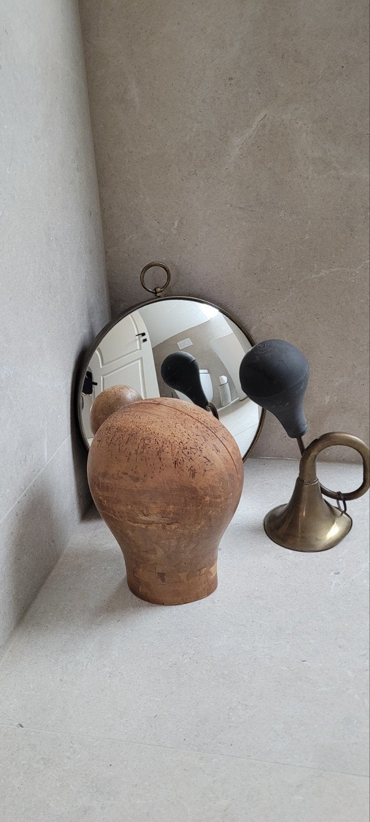 Hoedenmal spiegel en claxson, Antiek en Kunst, Curiosa en Brocante, Ophalen