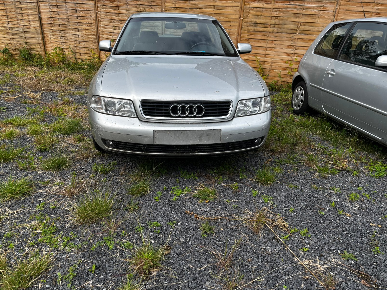 Audi A4 2000 1.6 benzine 200mm, Auto's, A4, Particulier, Te koop, Benzine