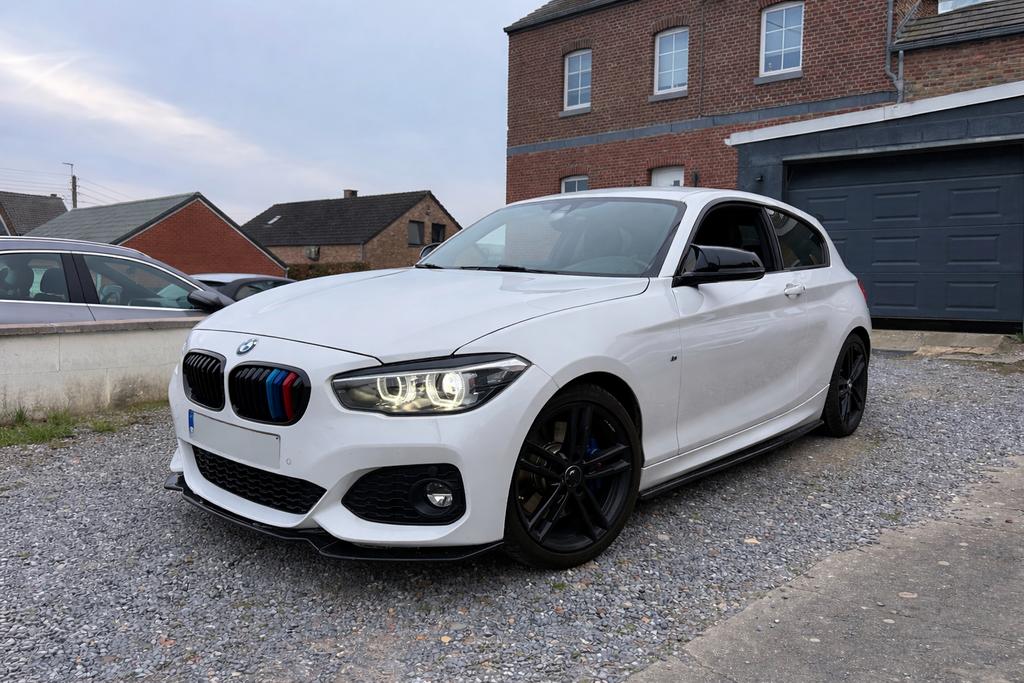 BMW 118i Pack M int/ext - Attache remorque, Autos, BMW, Particulier, Série 1, ABS, Airbags, Air conditionné, Bluetooth, Ordinateur de bord