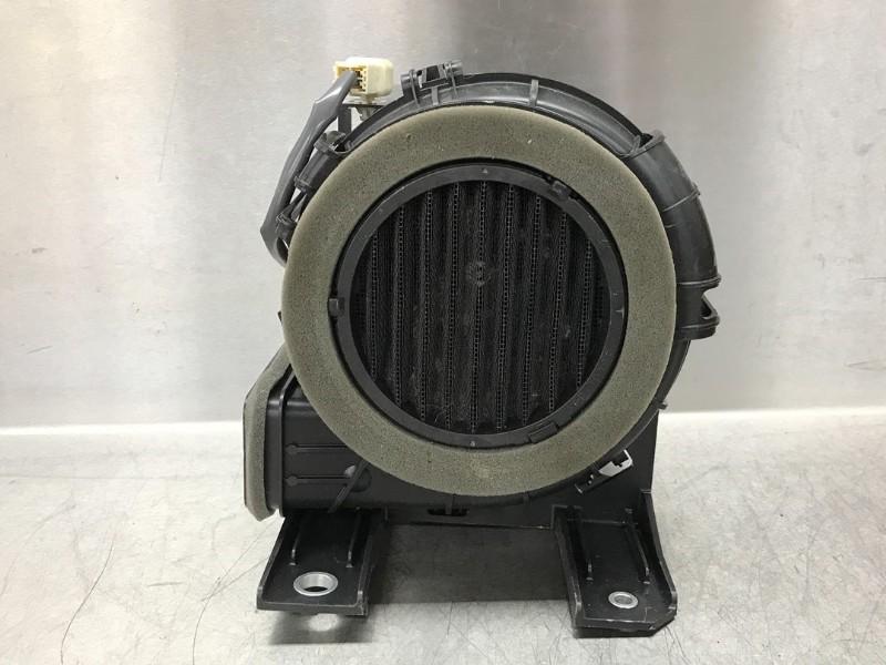 KACHEL VENTILATORMOTOR Yaris III (P13) (|G923052040|), Gebruikt, Toyota