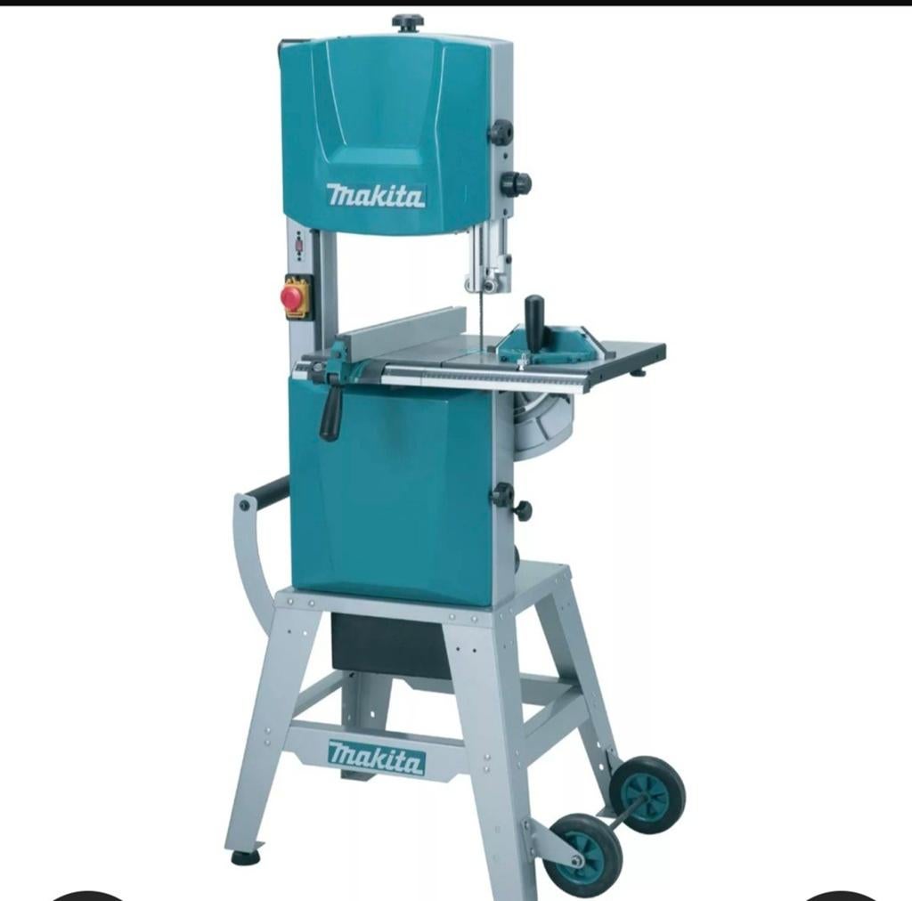 Makita LB1200F scie à Ruban 900W, Bricolage & Construction, Outillage | Scies mécaniques, Enlèvement, Scie à ruban