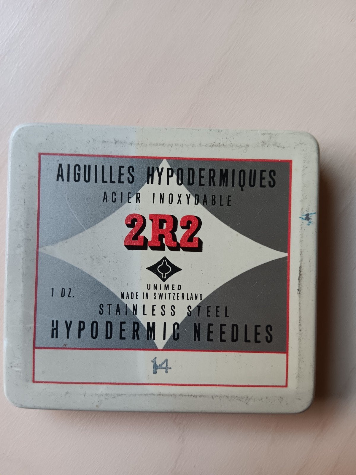 Metalen doosje met 12 hypodermische naalden. Jaren 1940-1960, Ophalen of Verzenden