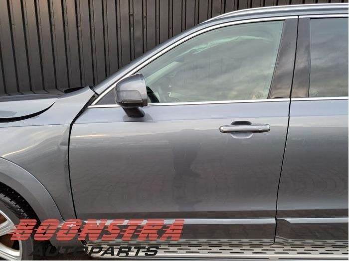 Portier 4Deurs links-voor van een Volvo XC90 (XC90 16-) (714, Gebruikt, -, Deur, -