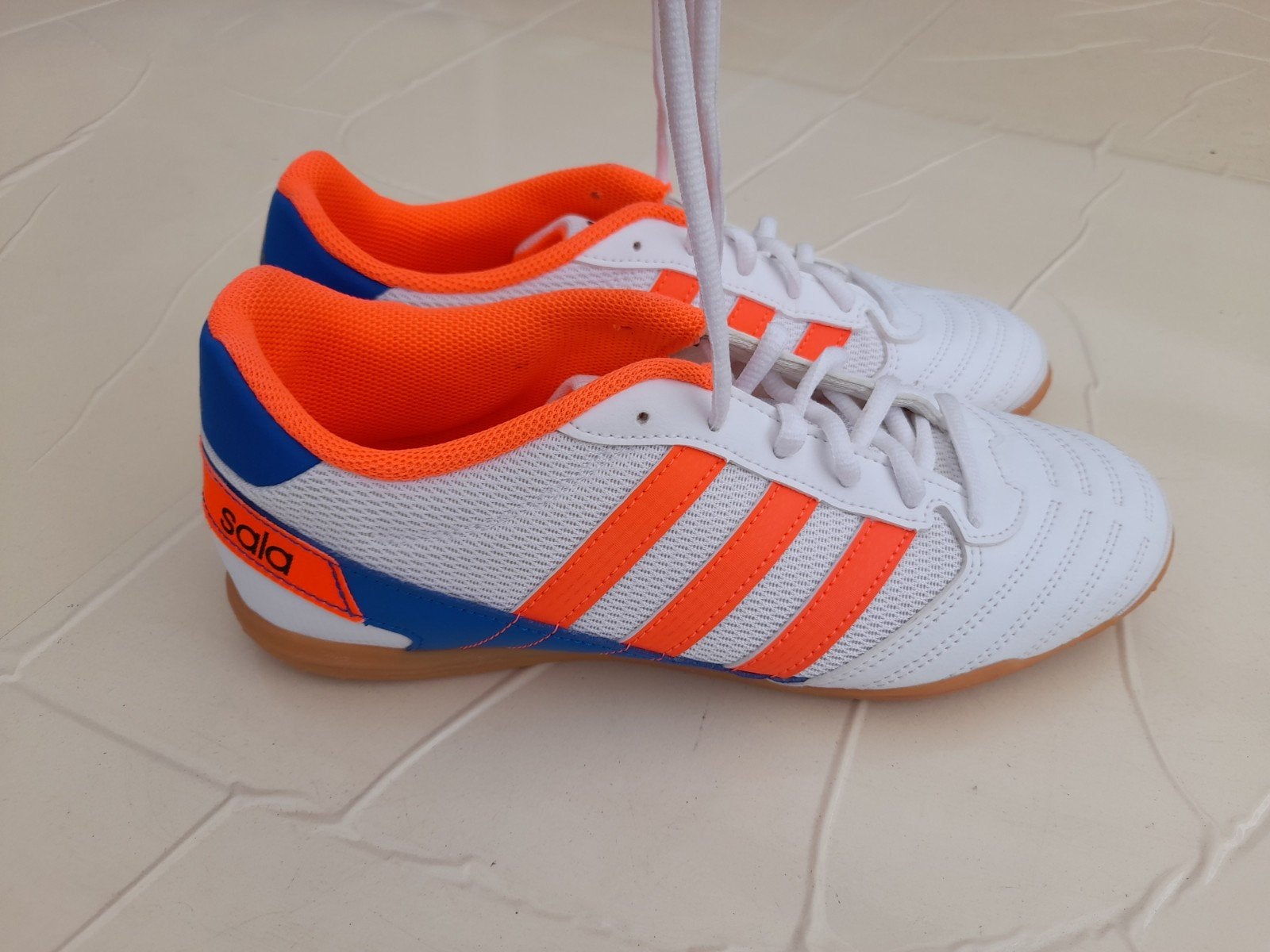Nieuwe sportschoenen Adidas maat 38, Sports & Fitness, Course, Jogging & Athlétisme, Enlèvement, Adidas