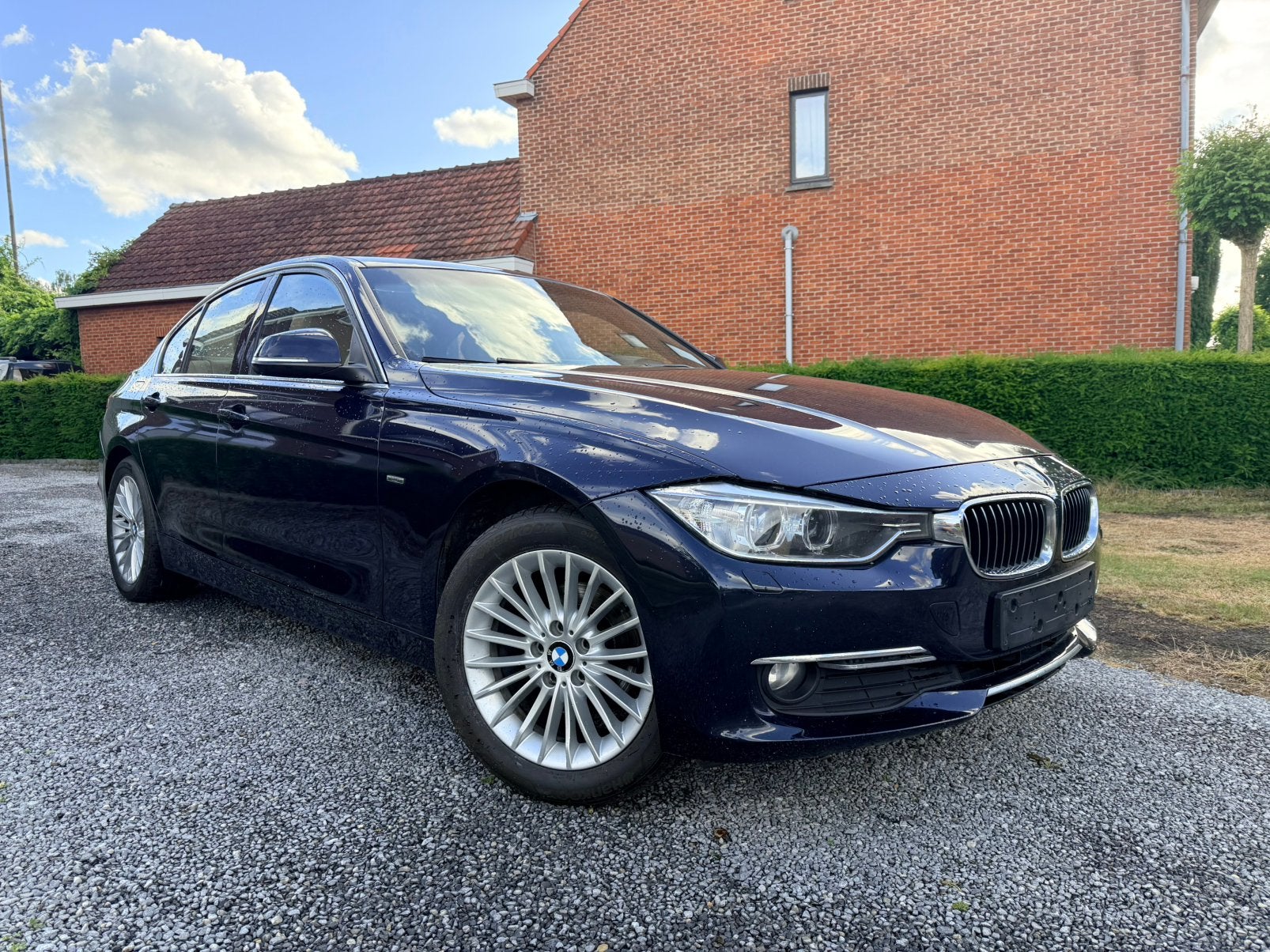 BMW 316iA - Automaat - Euro 6 - Luxury line, Auto's, BMW, 4 deurs, Achterwielaandrijving, 4 cilinders, Blauw