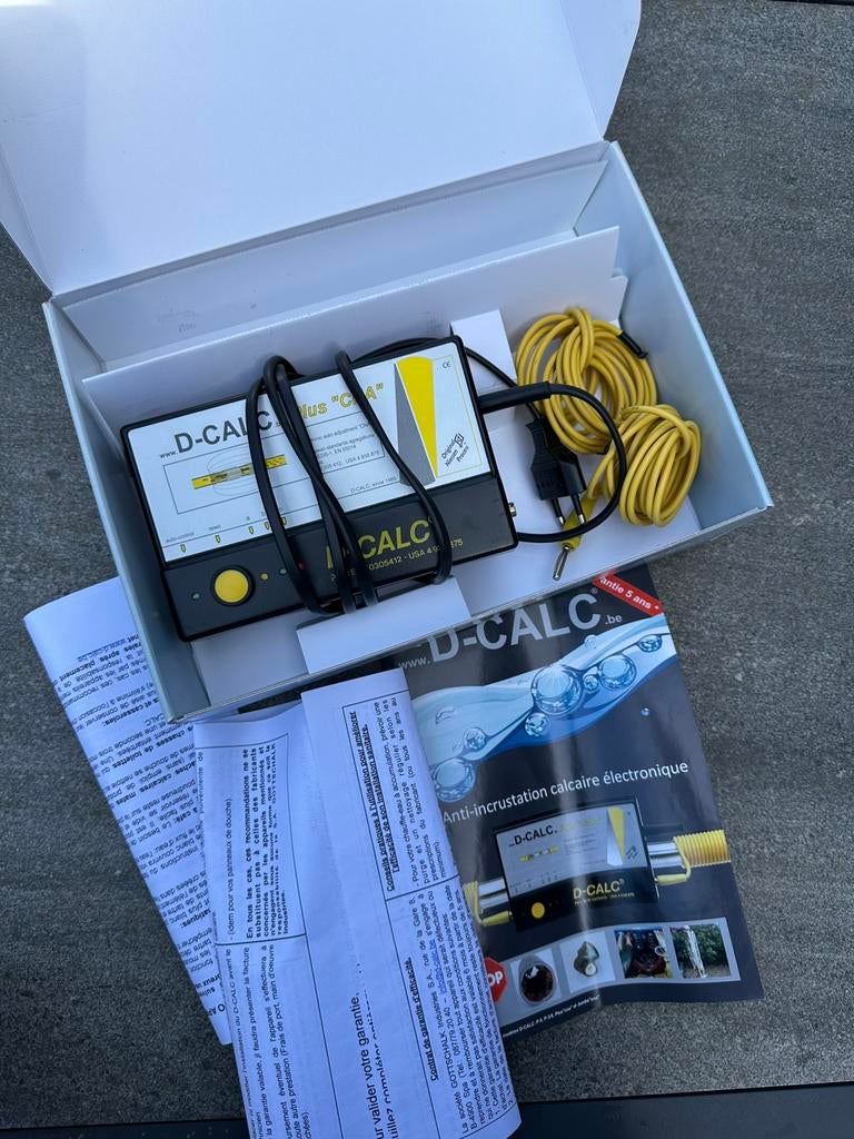 Chasseur de calcaire électronique D-Calc - comme neuf, Electroménager, Adoucisseurs d'eau, Comme neuf, Adoucisseur d'eau électrique