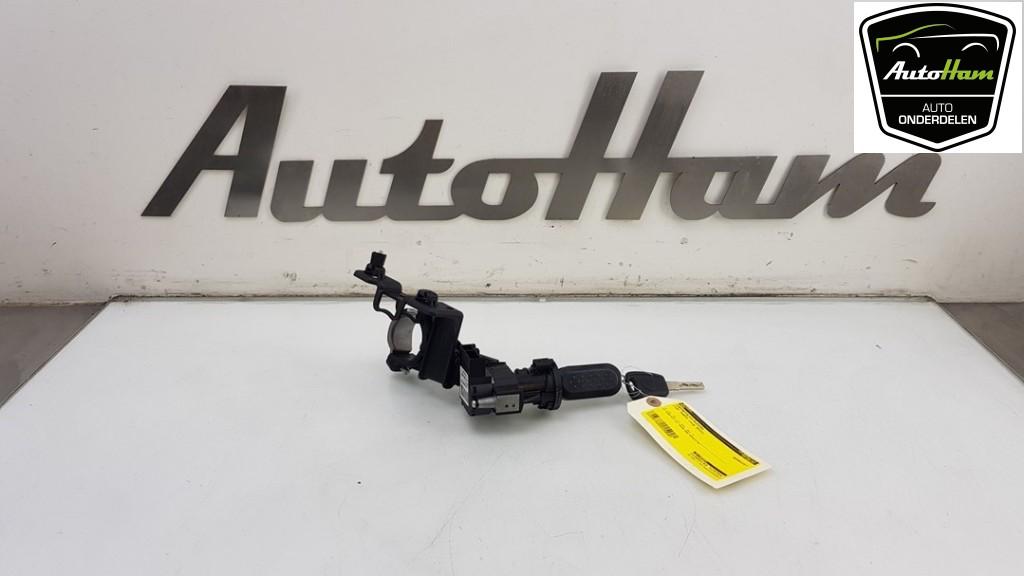 CONTACTSLOT + SLEUTEL Fiat Punto Evo (199) (07-2008/02-2012), Dhr. J. Ham, Gebruikt, Administratie@autoham.nl, Fiat