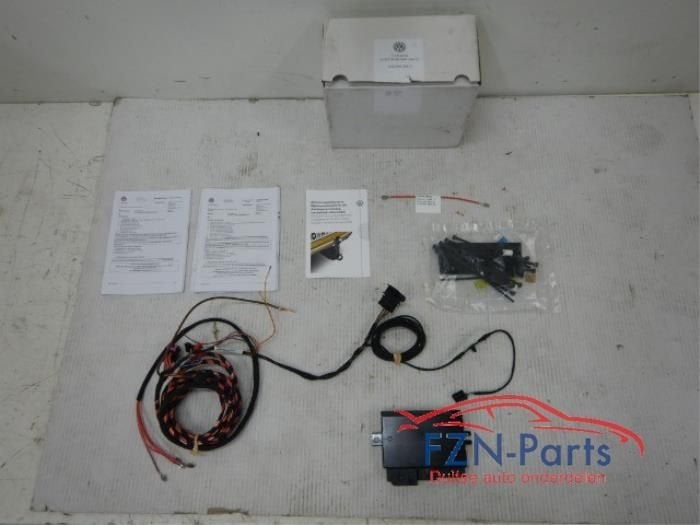 VW Passat B8 / Arteon Trekhaak Inbouw Kabelset+Module, Ophalen of Verzenden, Gebruikt