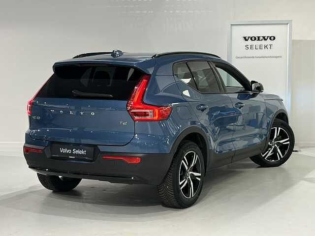 Volvo XC40 B3 Mild hybrid  Dark Plus + electr trekhaak, Automaat, Euro 6, https://public.car-pass.be/vhr/de32f63f-7700-4924-b1a1-2dec3e1a1190
