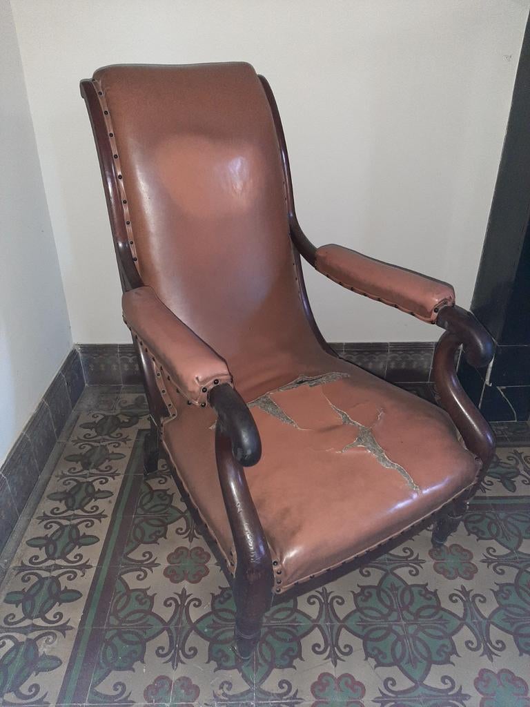 Fauteuil style voltaire