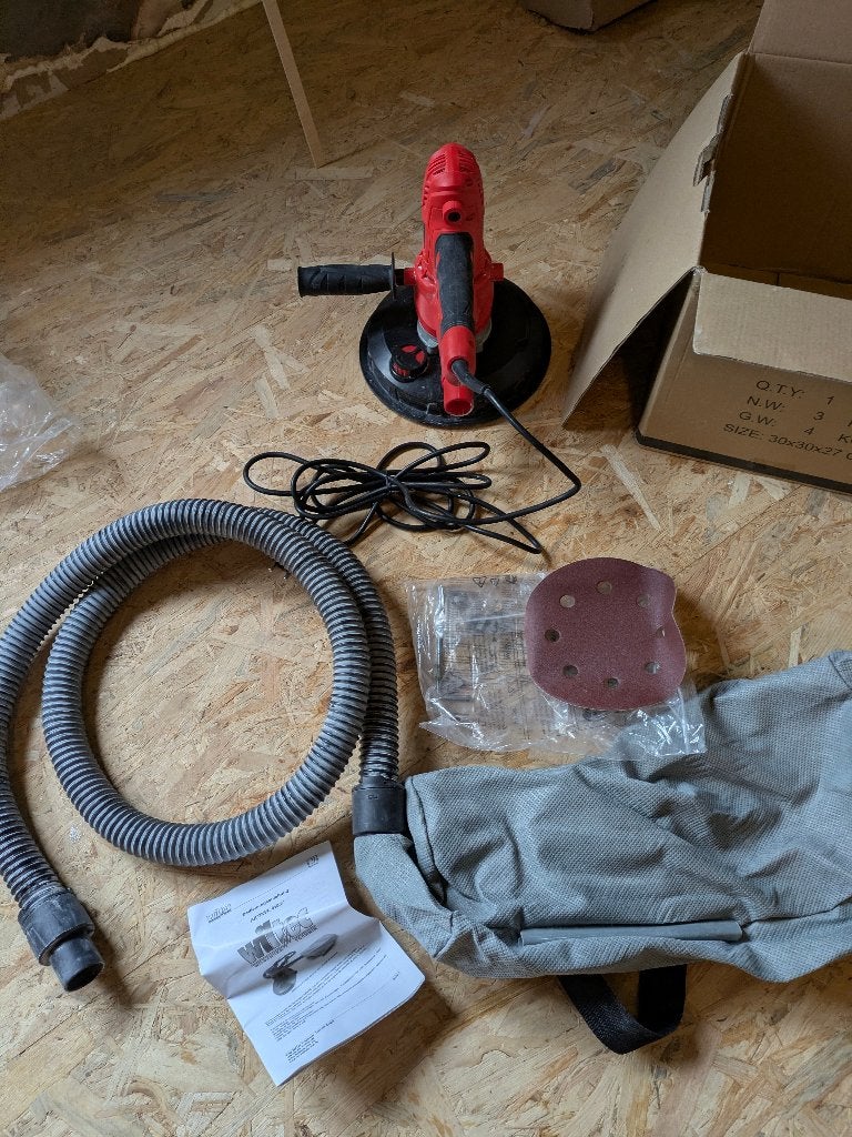 Ponceuse Wiltec 900 W avec aspiration et diamètre 18 cm, Bricolage & Construction, Outillage | Ponceuses, Utilisé, Autres types
