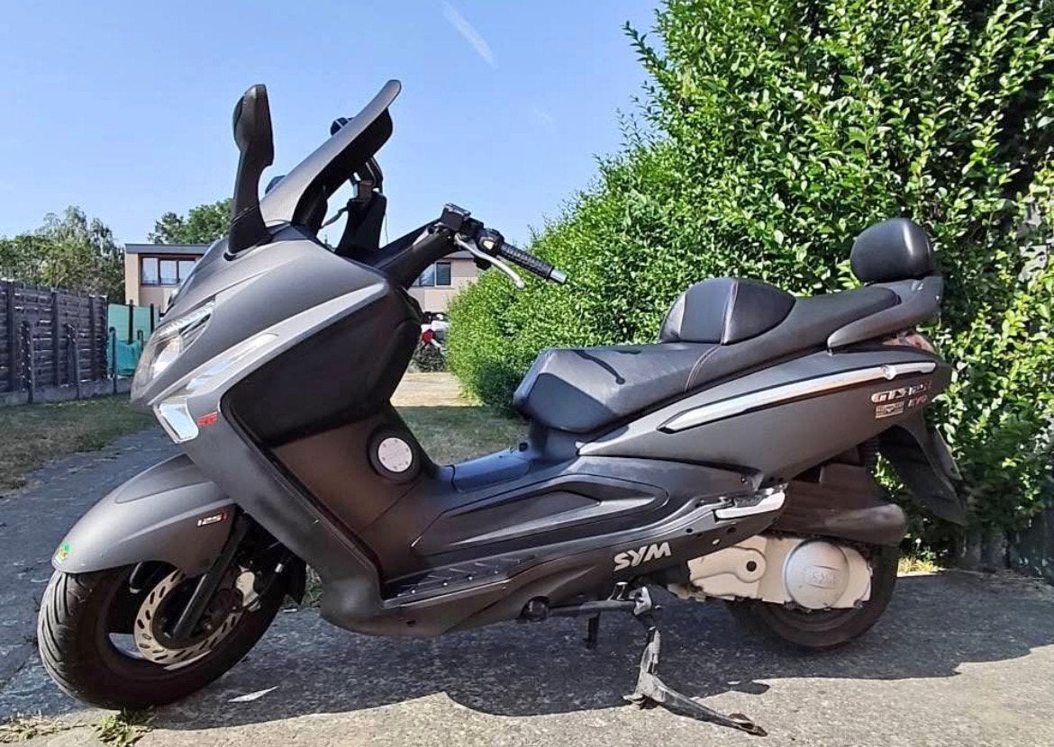 Sym gts 125i volledig in orde met papieren, Ophalen