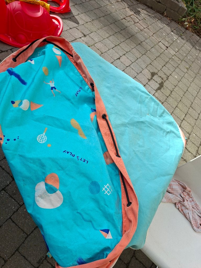 Let's play picknick-speelmat, Ophalen
