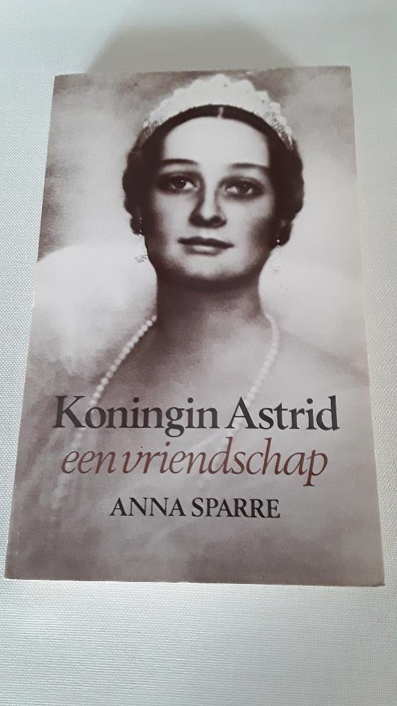 Koningin astrid  een vriendschap, Verzamelen, Ophalen, Nieuw