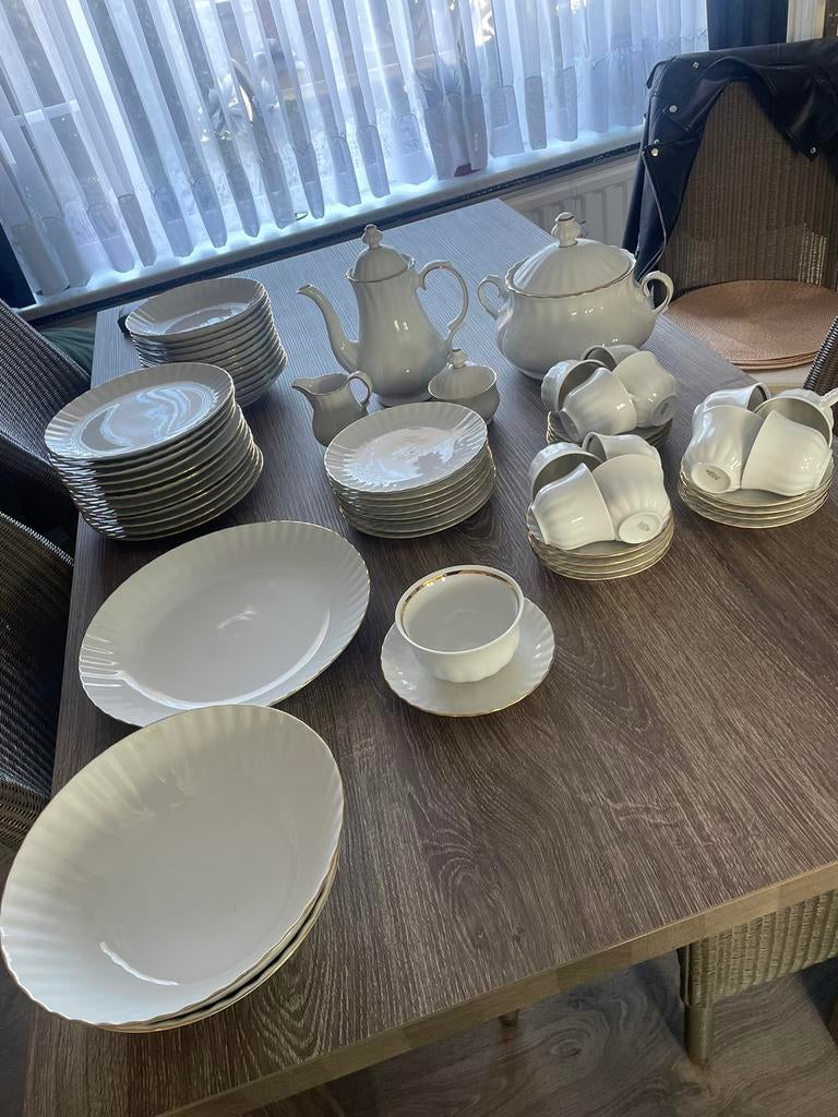 Vintage porseleinen servies, Ophalen