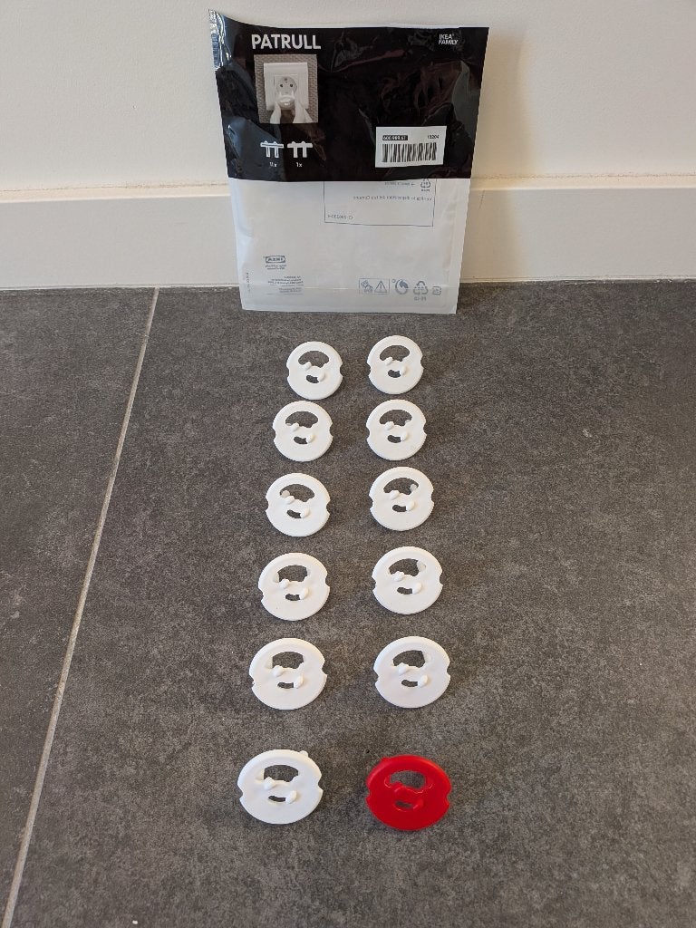 ikea stopcontactbeschermers en witte hoekbeschermers, Kinderen en Baby's, Kinderkamer | Inrichting en Decoratie, Ophalen, Overige typen