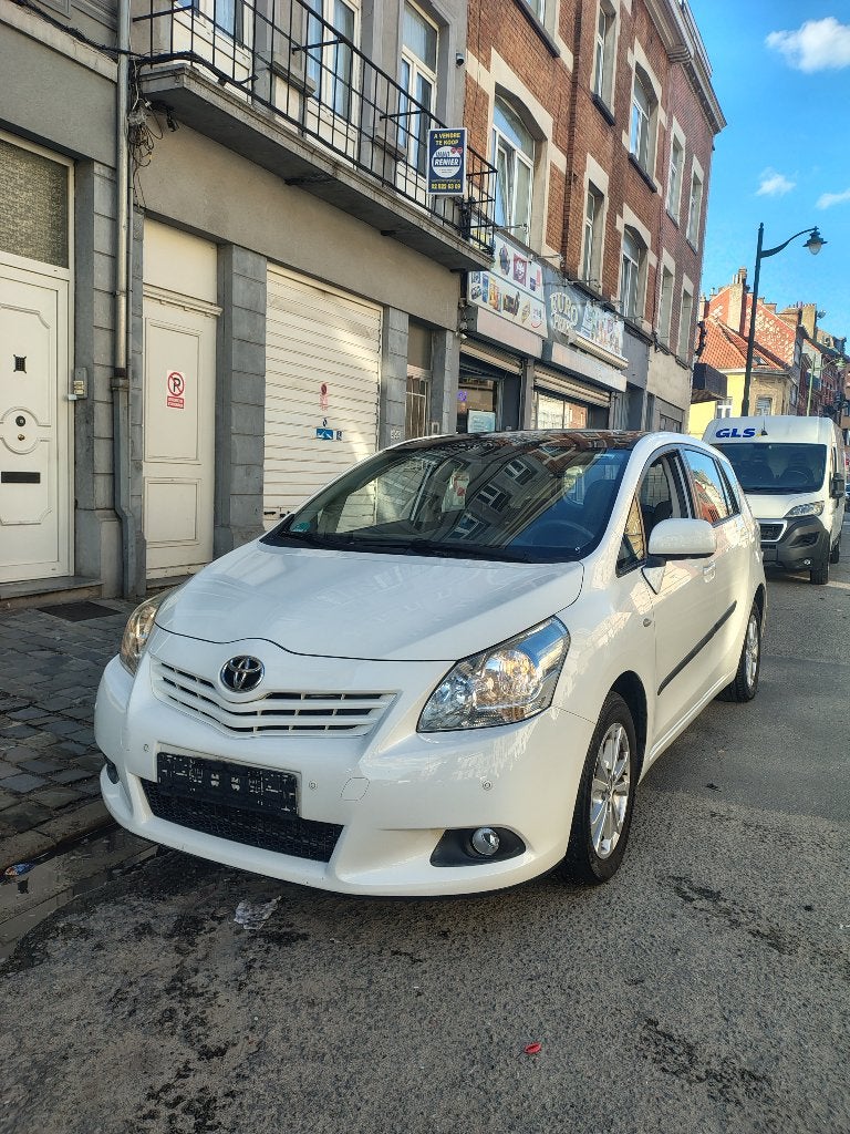 Toyota Corolla verso, Euro 5, 4 cilinders, 1600 cc, Corolla