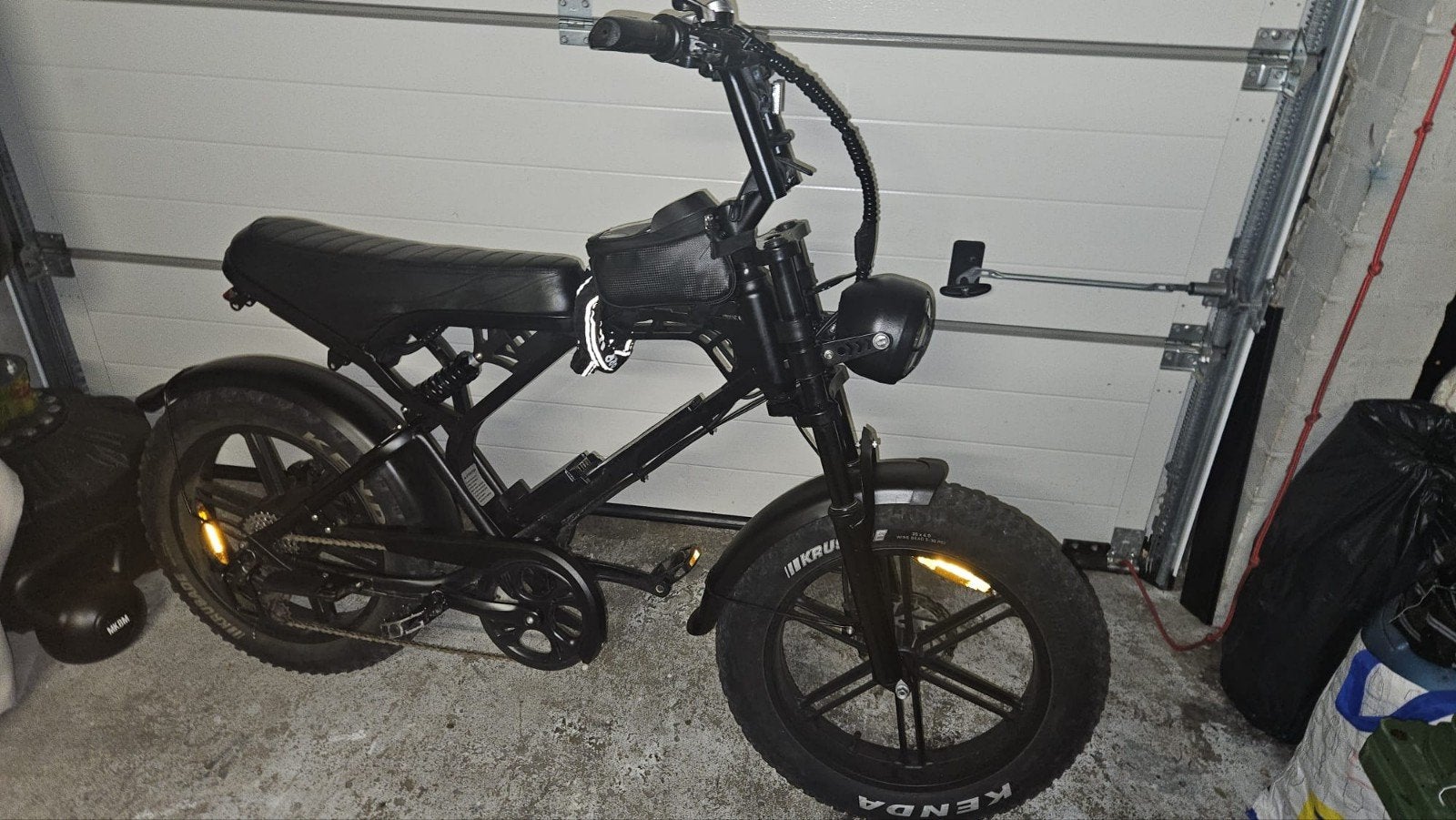fatbike, Ophalen of Verzenden, Zo goed als nieuw, Schijfrem, V20pro