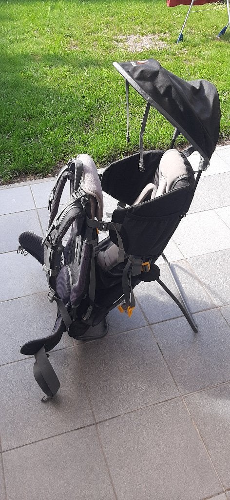 Porte bébé randonnée DEUTER Kid Comfort II, Enlèvement, Comme neuf, Harnais