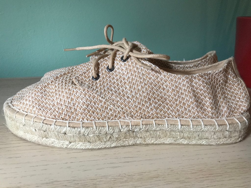 Espadrilles met veters, Vêtements | Femmes, Chaussures, Espadrilles, Enlèvement ou Envoi, Beige, Comme neuf