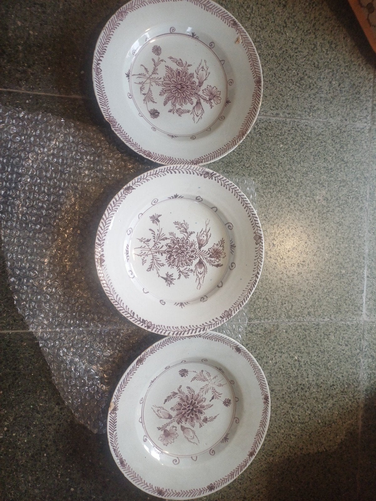 Delfts faience borden 1750th, Antiquités & Art, Enlèvement ou Envoi