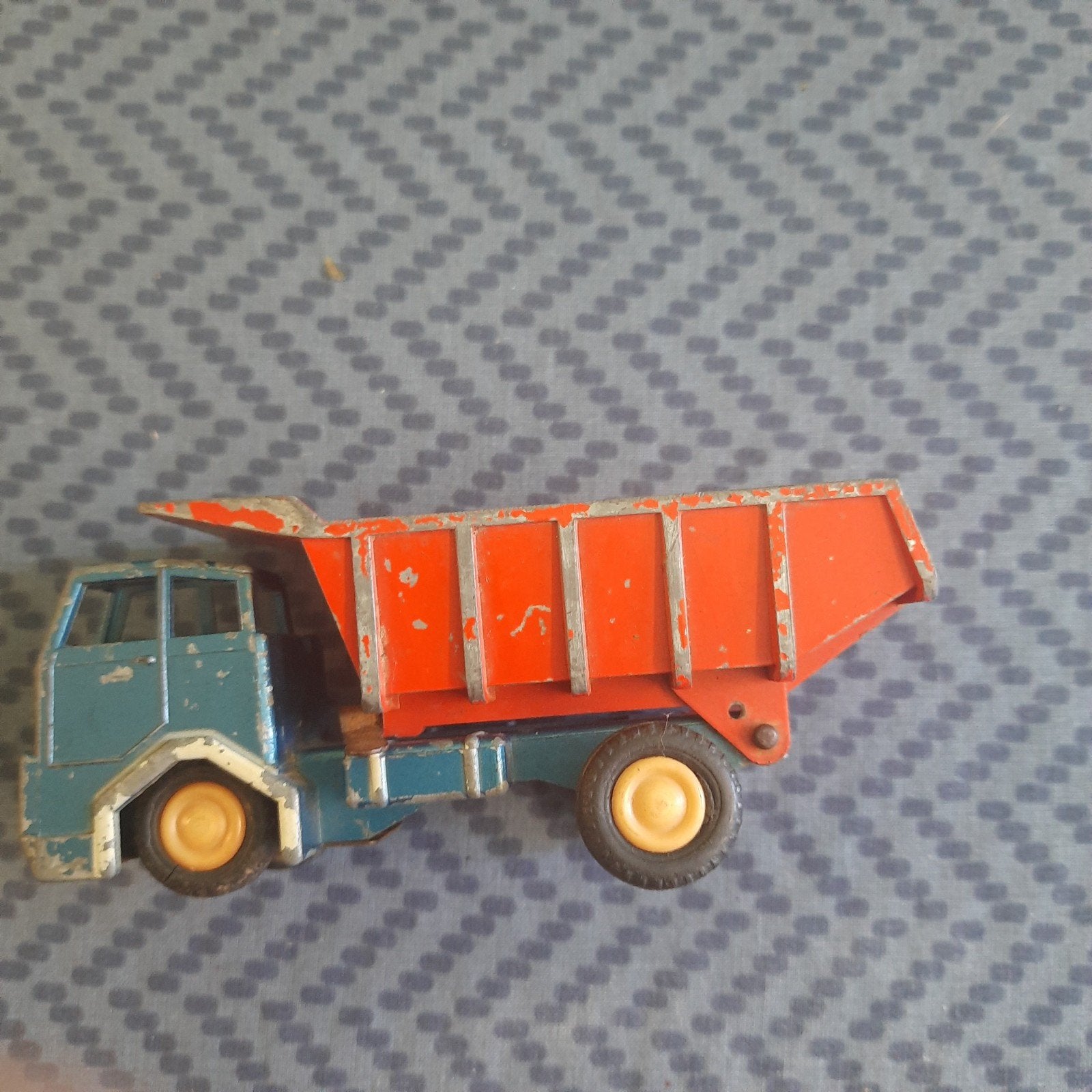 GAMA*CA. 1:55 * BENNE *VINTAGE*À RESTAURER..., Enlèvement, Utilisé, Bus ou Camion, Autres marques