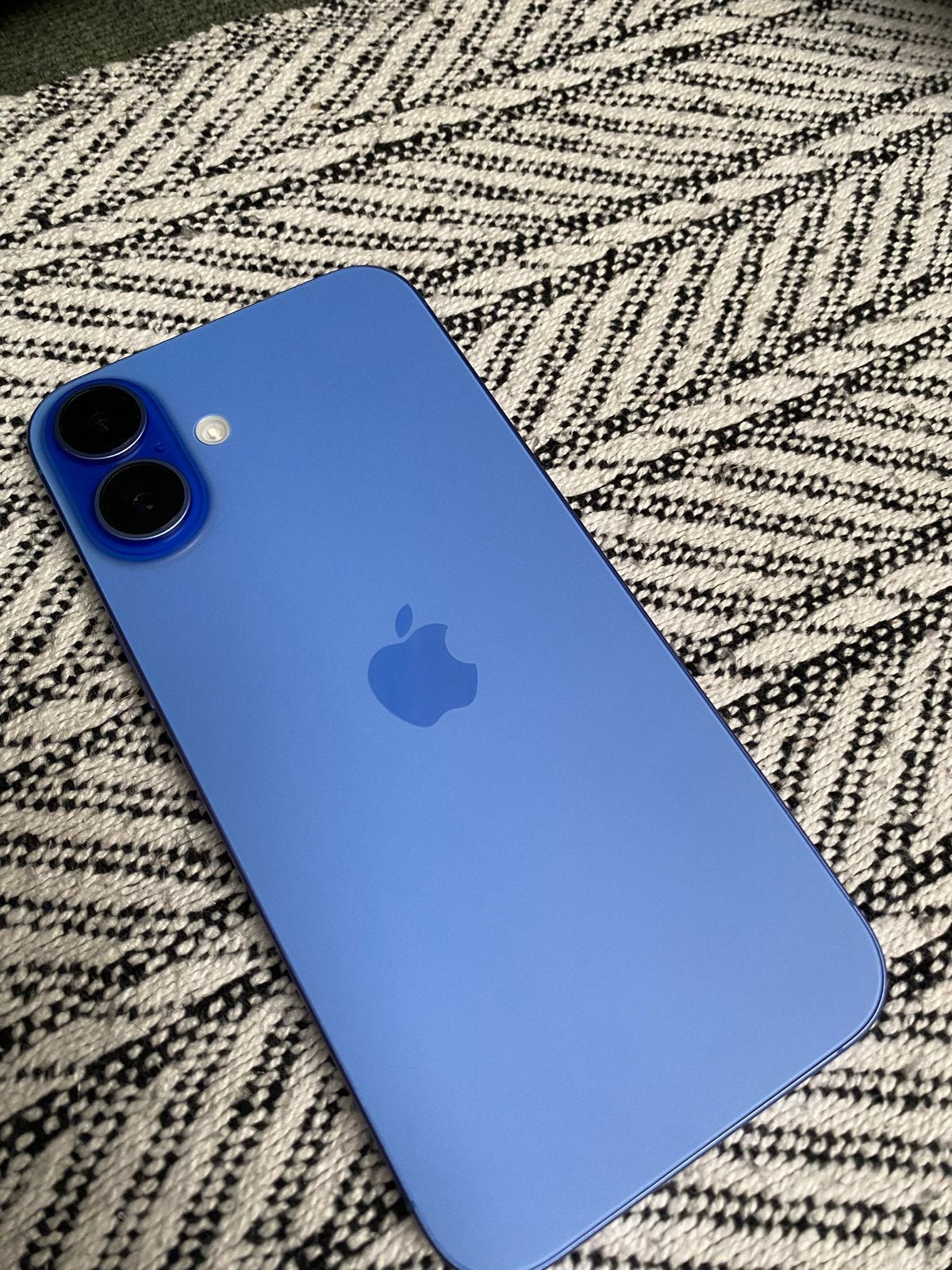 iPhone 16 Plus, Enlèvement, Comme neuf, IPhone 16