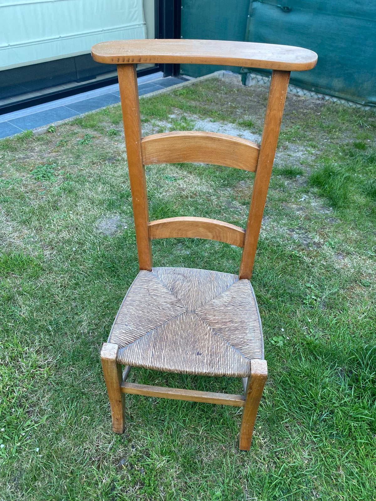 Bidstoel, Ophalen
