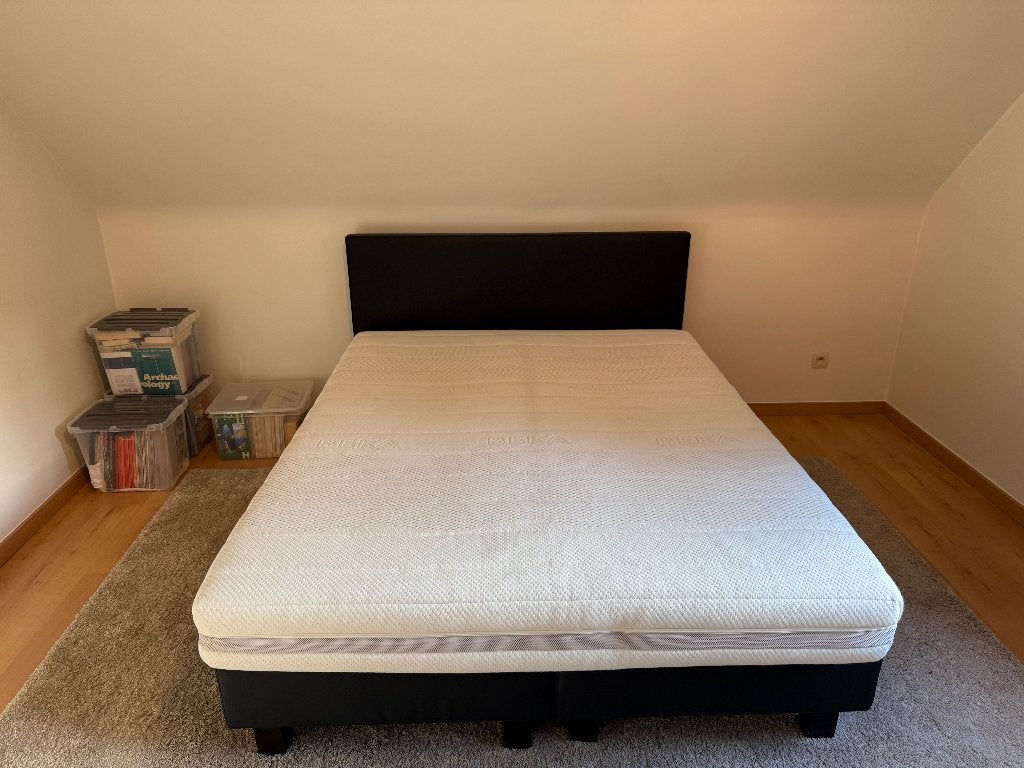 Beka Bed, Huis en Inrichting, Ophalen, Gebruikt, Zwart, Tweepersoons