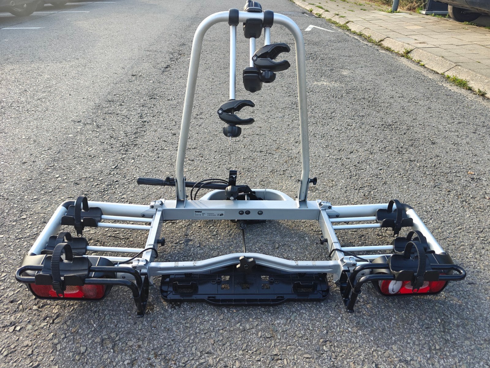 Thule EuroClassic 902 + adaptateur 3ème velo, Enlèvement