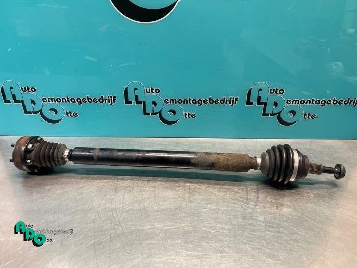 Arbre de transmission avant droit d'un Volkswagen Golf (Golf, Volkswagen, -, 3 mois de garantie, Utilisé