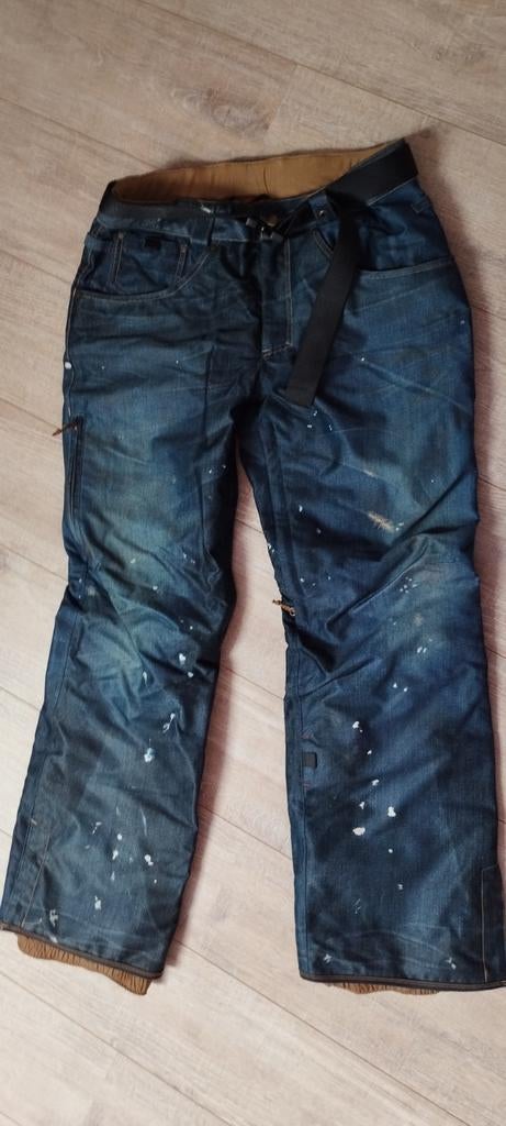 Pantalon de snowboard 686 taille M, Enlèvement