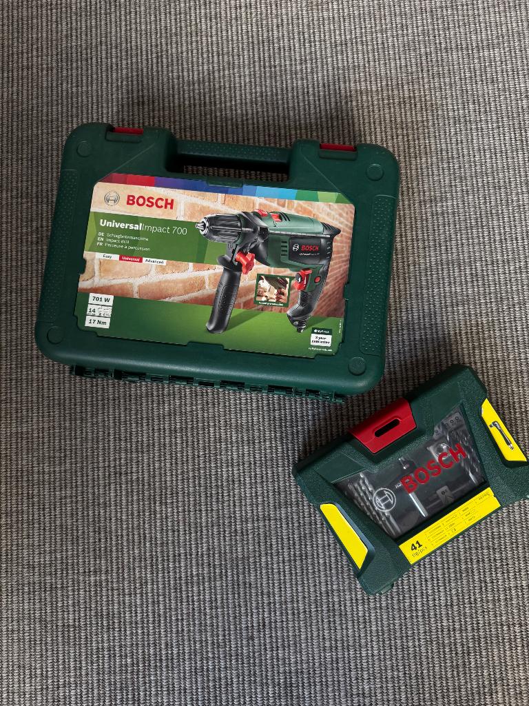 Perceuse bosch, Bricolage & Construction, Outillage | Foreuses, 600 watts ou plus, Enlèvement, Utilisé, Vitesse variable