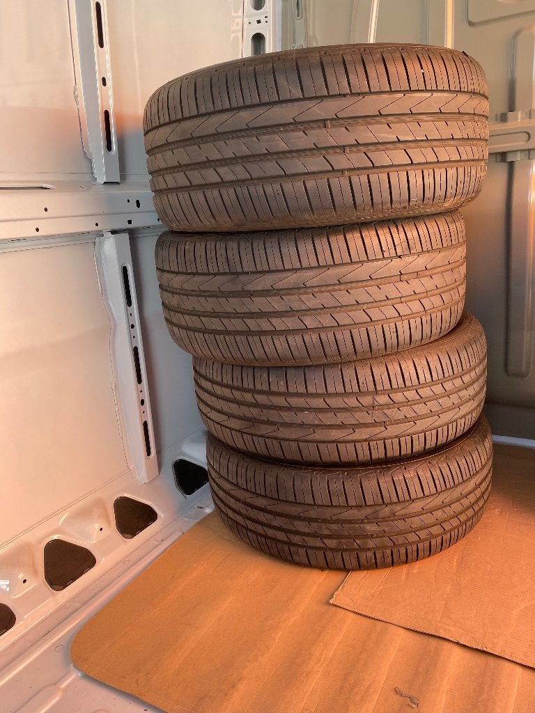 Hankook banden, Auto-onderdelen, Banden en Velgen, Ophalen, 18 inch, 255 mm, Nieuw