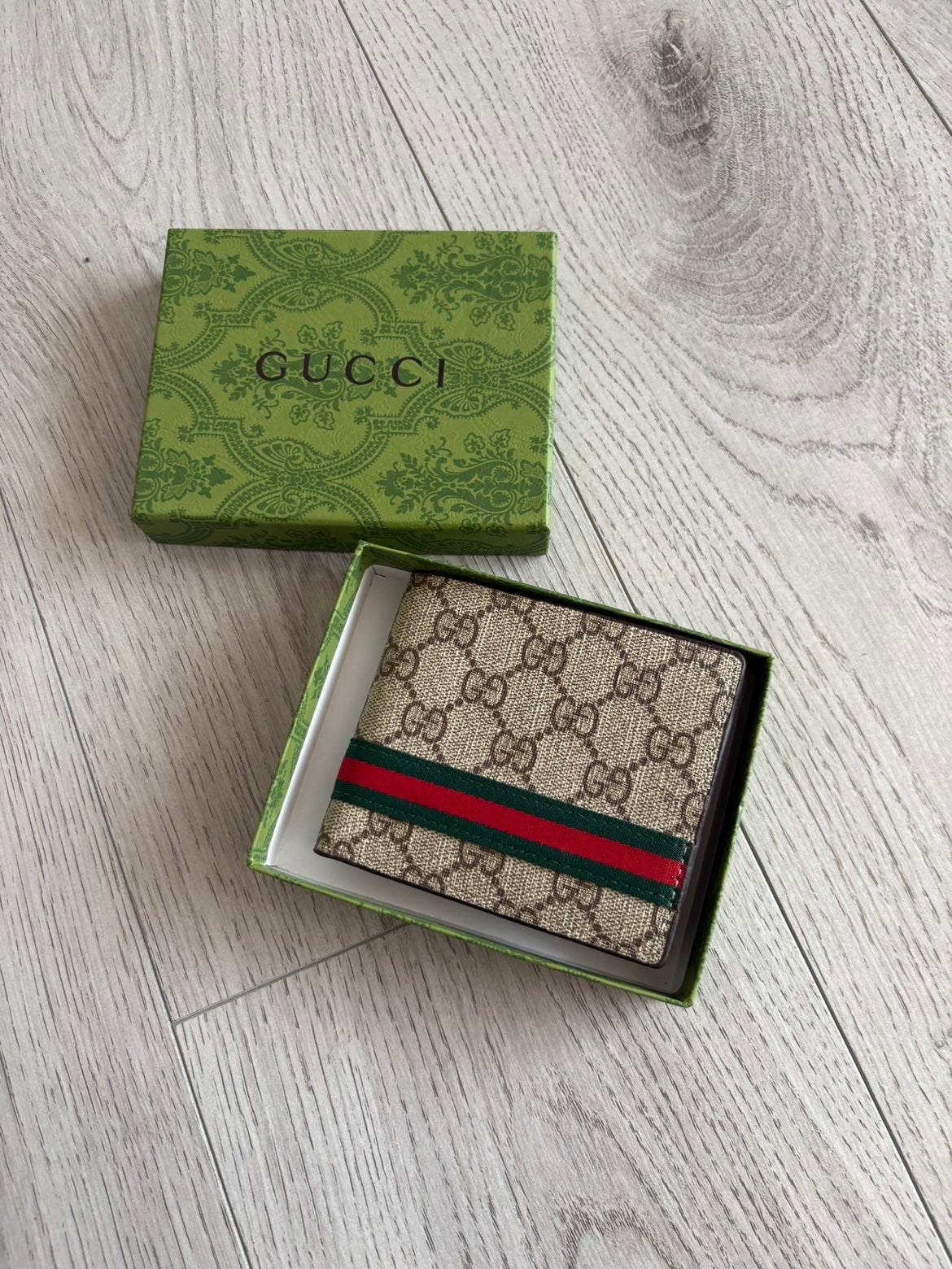 Gucci portomonee, Handtassen en Accessoires, Ophalen of Verzenden, Zo goed als nieuw
