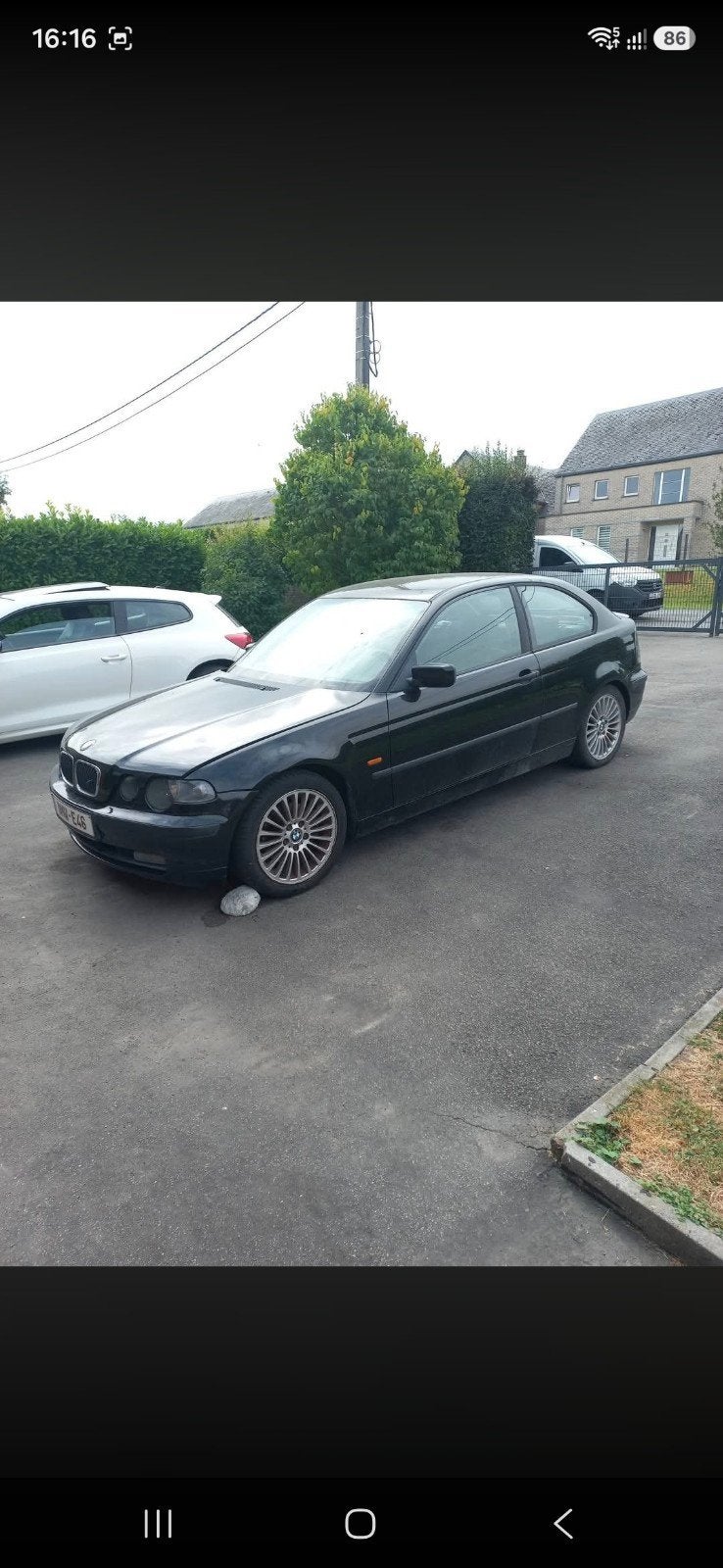 Vend bmw 320td compact tourne sur 3 cylindres, Autos, Achat, Noir, Diesel, Particulier