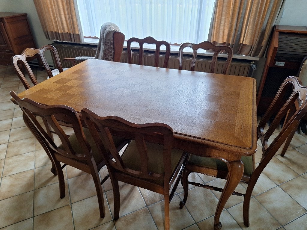 Eetkamer., Ophalen, Gebruikt, 4 tot 6 stoelen