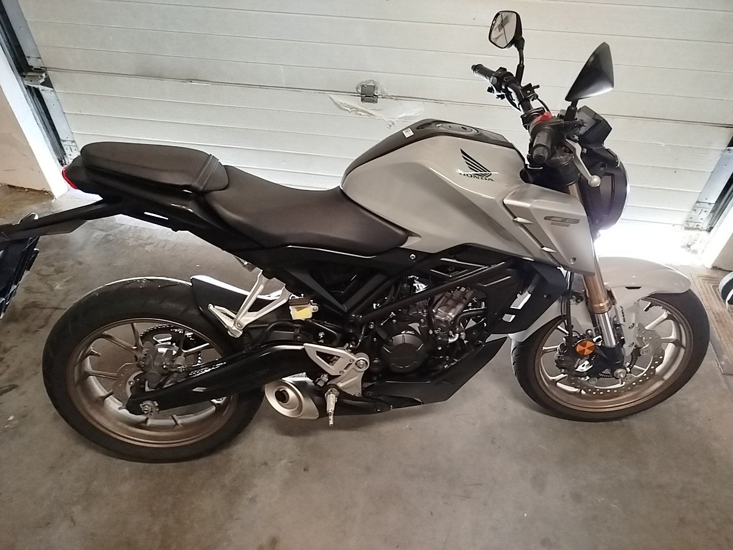 Honda CB125R, Motos, ABS, Occasion, Particulier, 1 cylindre