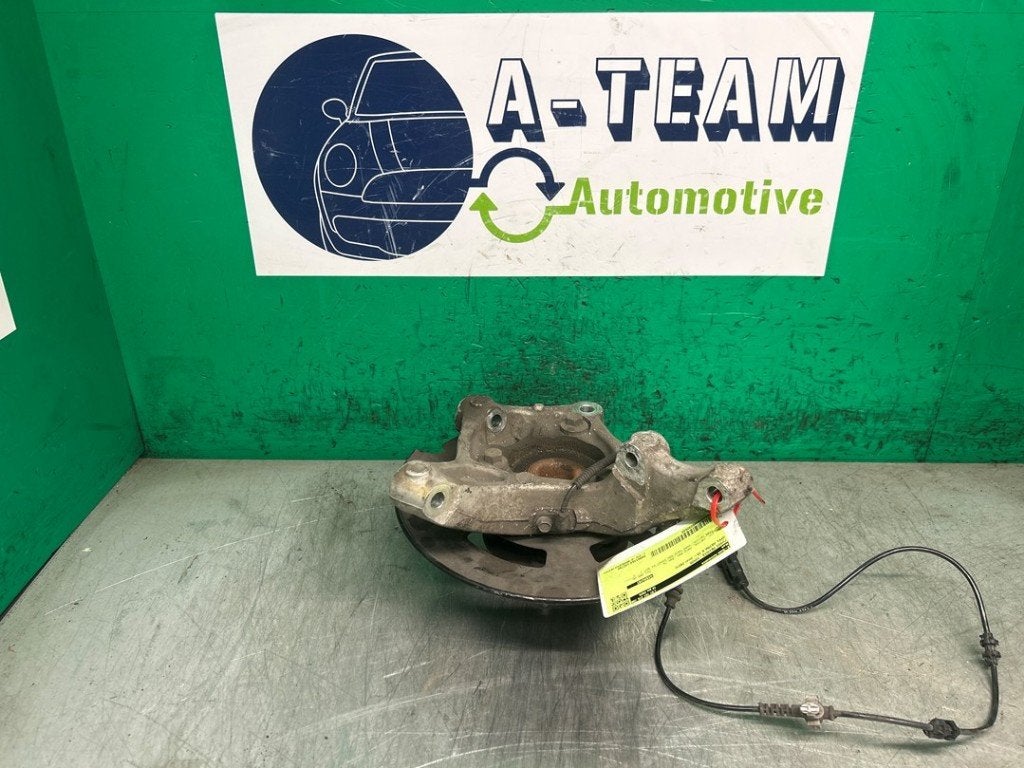 FUSEE AVANT DROITE Opel Astra K (01-2015/12-2022), Opel, Opel Automobile GmbH, Utilisé, Kontakt-opel@opel.com