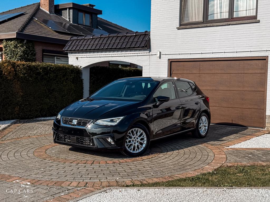 Seat Ibiza FR Sport/1.5 TSI/Camera/Digital Cockpit/LED/ACC/, Auto's, 4 deurs, 4 cilinders, Alcantara, Bedrijf