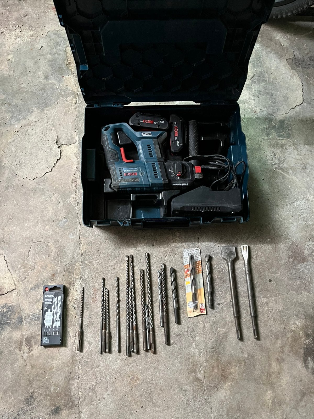 Perforateur-foreuse bosch professionnel + mèches, Enlèvement, Comme neuf, Foreuse et Perceuse