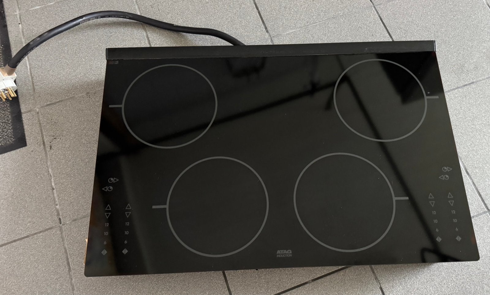 ATAG inductiekookplaat 4 zones – perfect werkend, Elektronische apparatuur, Kookplaten, Ophalen, Gebruikt, 4 kookzones, Inbouw