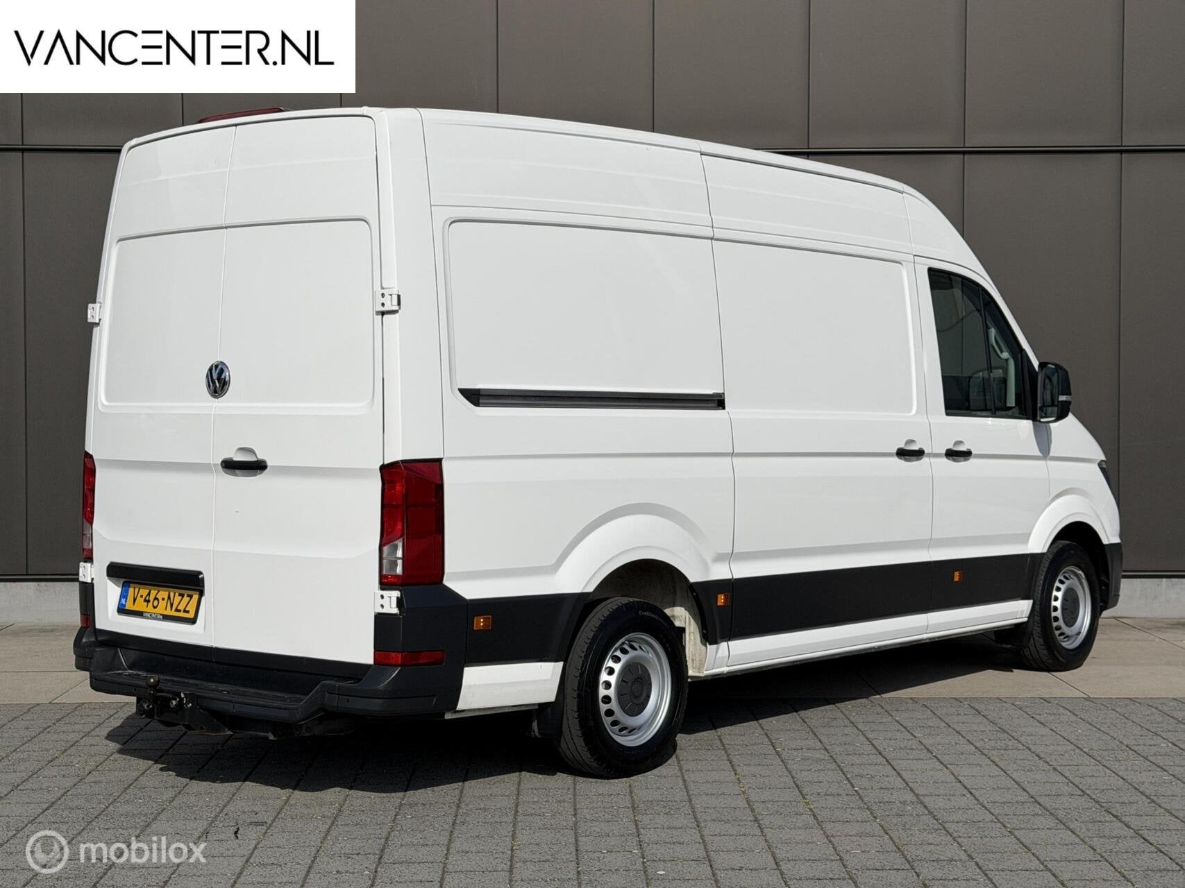 Volkswagen Crafter L3H3 2.0 TDI 177PK Automaat Carplay Trekh, Auto's, Stof, Gebruikt, 4 cilinders, Volkswagen
