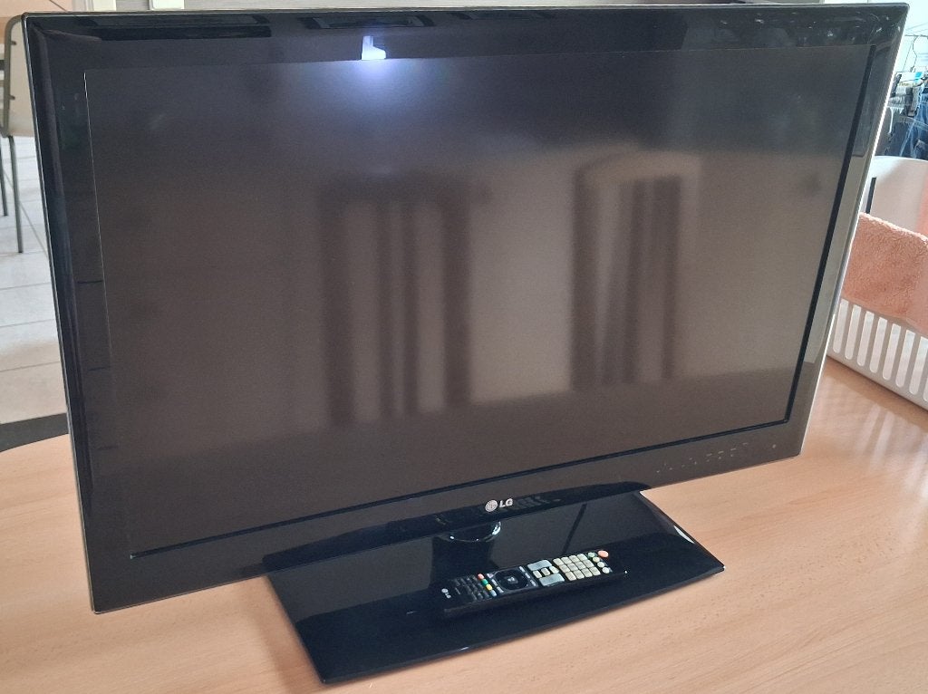 TV - LG LED 37" (GEEN SMART), Audio, Tv en Foto, Televisies, Ophalen, LG, 60 tot 80 cm, Gebruikt