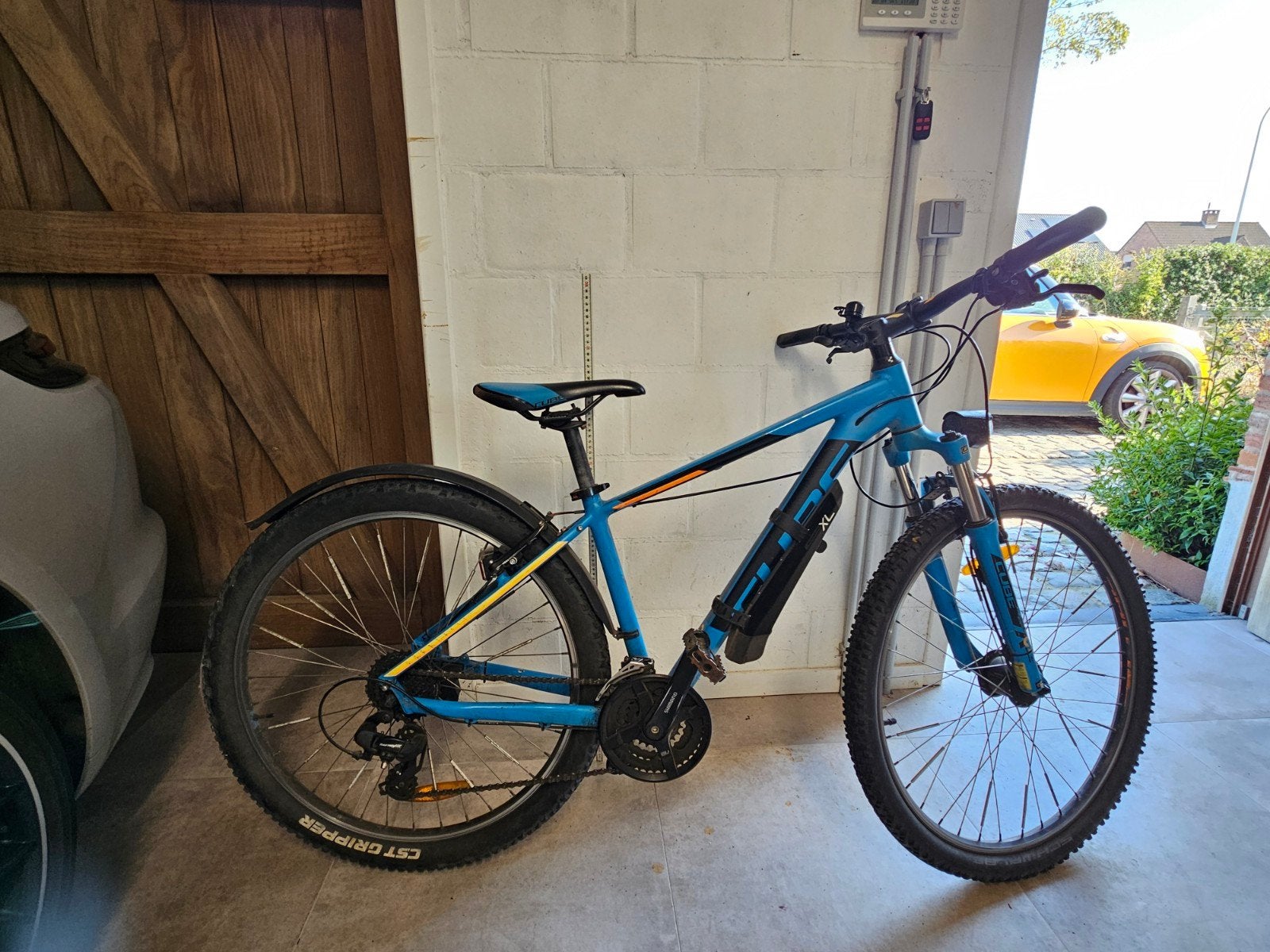 fiets moet weg, Fietsen en Brommers, 57 cm of meer, Hardtail, Zo goed als nieuw, Ophalen