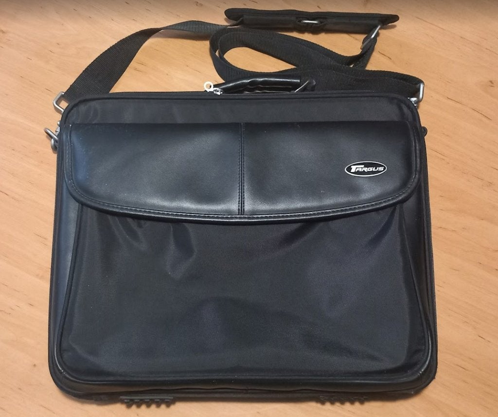 Targus Laptoptas 19" Laptopkoffer Laptopbag Briefcase Zwart, Ophalen of Verzenden, Zo goed als nieuw, Targus, Zwart