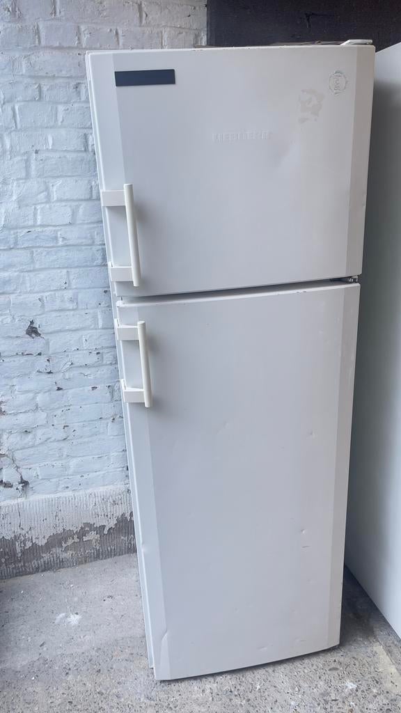frigo congélateur Liebherr A+ bon  etat, Electroménager, Classe énergétique A ou plus économe, Enlèvement ou Envoi, Avec compartiment congélateur