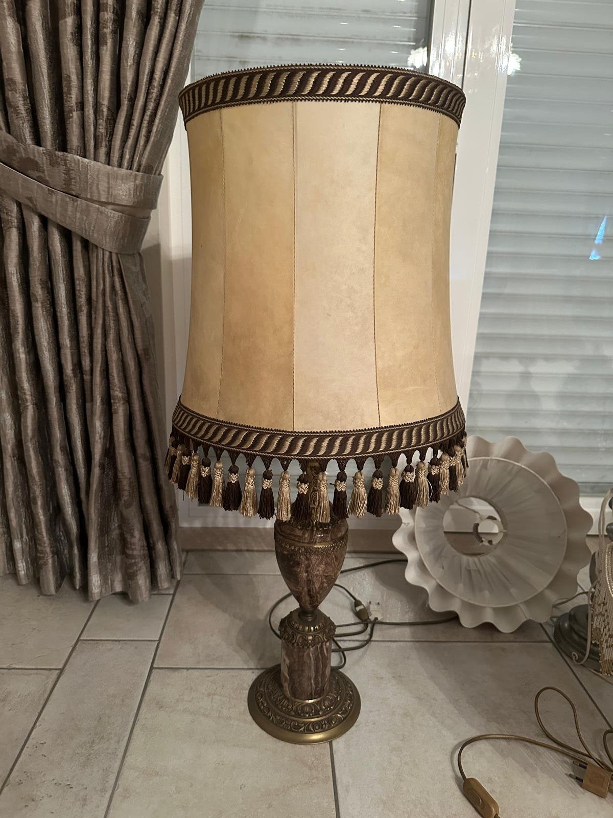 Antieke koperen/marmeren lamp, Antiek en Kunst, Ophalen