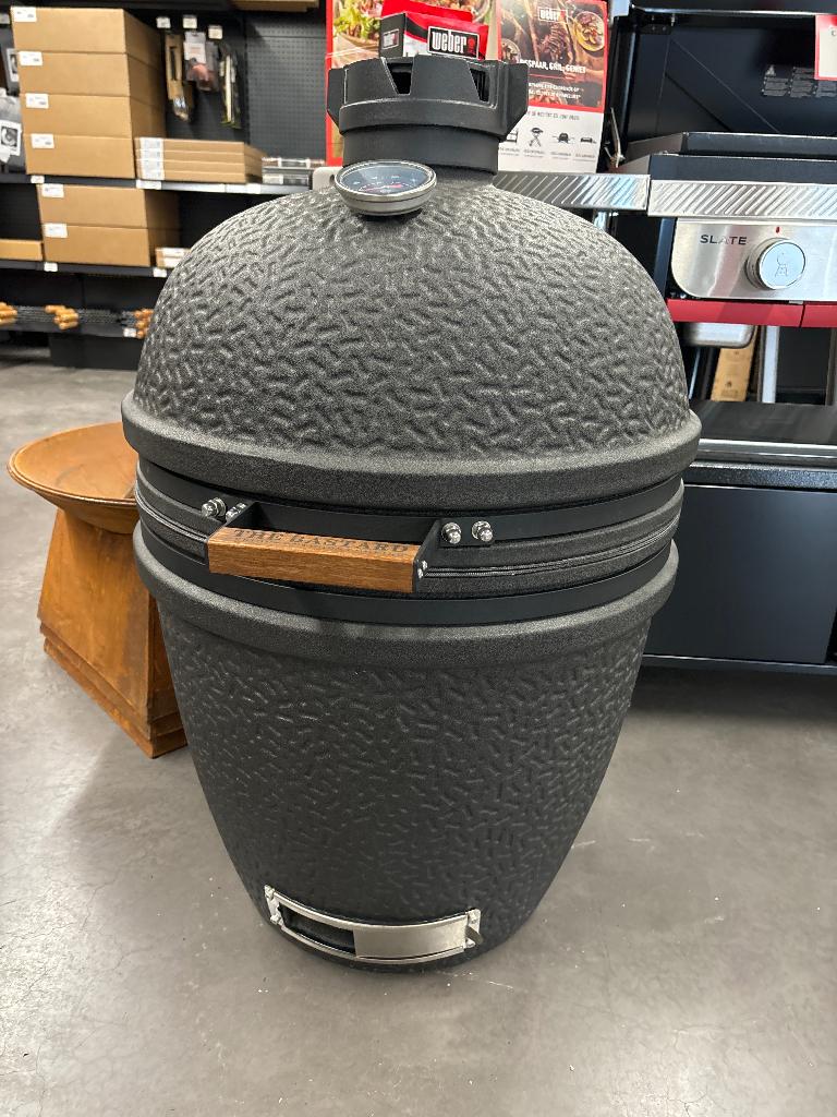 Bastard urban large solo, Tuin en Terras, Houtskoolbarbecues, Ophalen, Nieuw, The Bastard Kamado BBQ