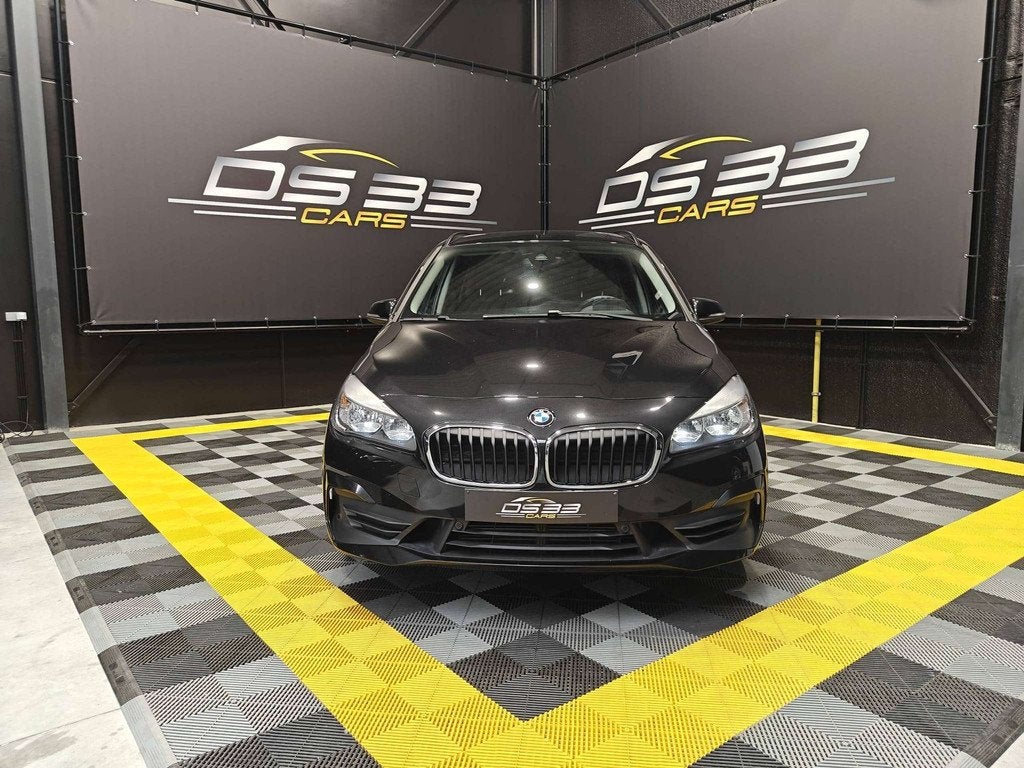 BMW 220 i Gran Tourer 7 zit/CAM/Zetelverwarming/Trekhaak/A, Auto's, BMW, 1998 cc, Gebruikt, Zwart, 4 cilinders